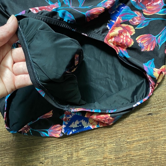 Modcloth Black Floral Halter bathing suit One Piece Swimsuit chic low cut sz 2X - Picture 7 of 15